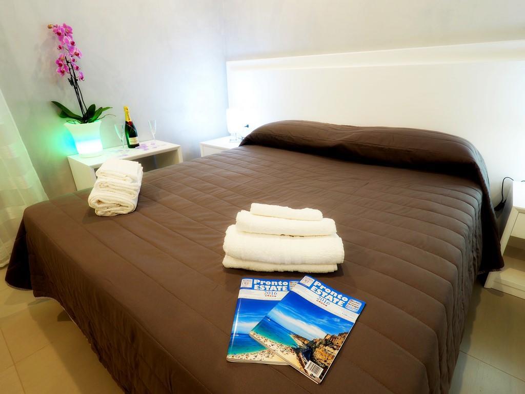 Residenza La Torre Bed and Breakfast Tropea Exteriör bild