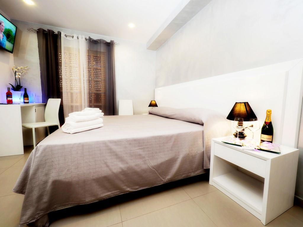 Residenza La Torre Bed and Breakfast Tropea Exteriör bild